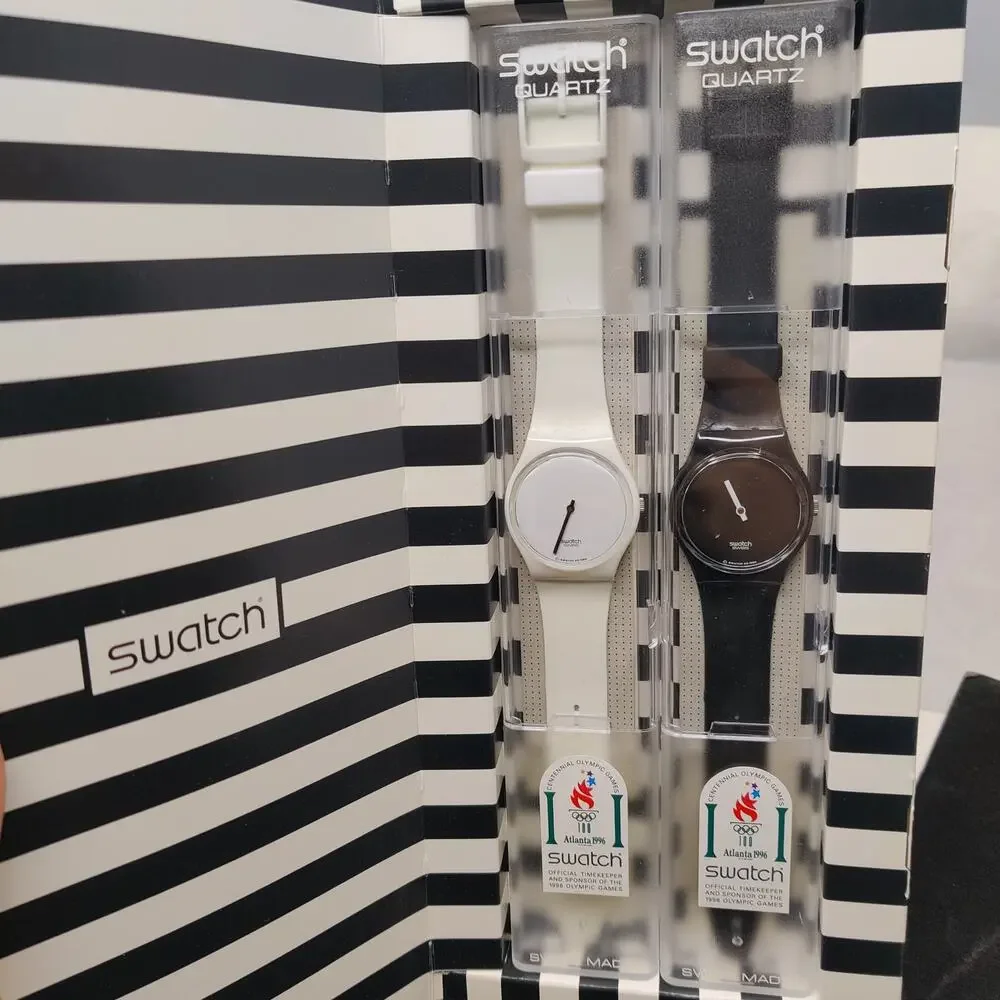 Swatch Vintage UNOPENED UNWORN Pair Black White GZS10 1995 Mint Condition